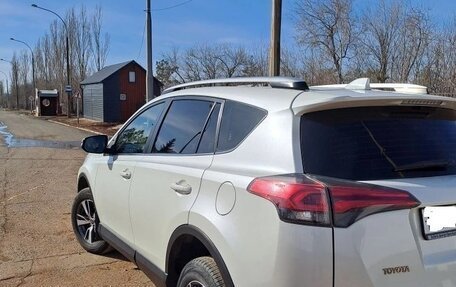 Toyota RAV4, 2016 год, 2 210 000 рублей, 2 фотография