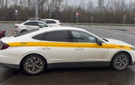 Hyundai Sonata VIII, 2021 год, 2 100 000 рублей, 6 фотография