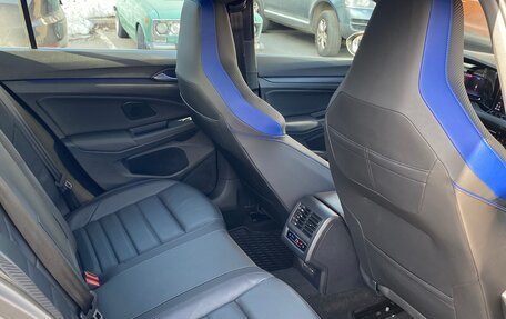 Volkswagen Golf R, 2024 год, 6 500 000 рублей, 25 фотография