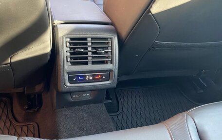 Volkswagen Golf R, 2024 год, 6 500 000 рублей, 20 фотография