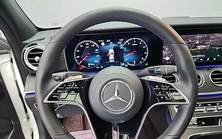 Mercedes-Benz E-Класс, 2022 год, 6 фотография