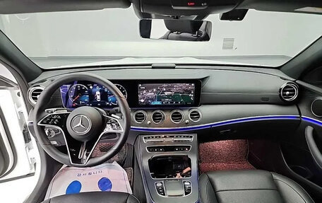 Mercedes-Benz E-Класс, 2022 год, 5 фотография