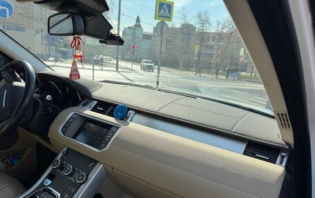 Land Rover Range Rover Evoque I, 2017 год, 3 050 000 рублей, 9 фотография