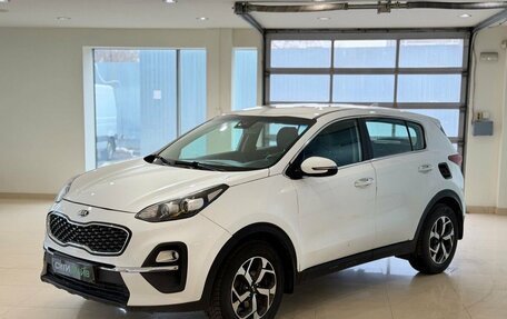 KIA Sportage IV рестайлинг, 2021 год, 1 690 000 рублей, 2 фотография