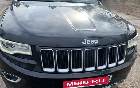 Jeep Grand Cherokee, 2014 год, 2 000 000 рублей, 26 фотография