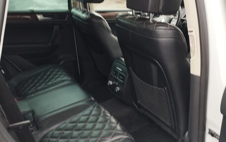 Volkswagen Touareg III, 2017 год, 3 460 000 рублей, 8 фотография