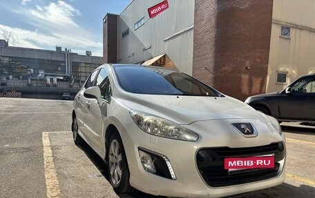 Peugeot 308 II, 2011 год, 725 000 рублей, 1 фотография