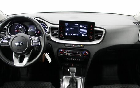 KIA cee'd III, 2020 год, 1 650 000 рублей, 9 фотография