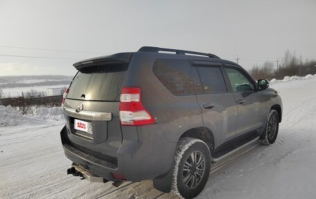 Toyota Land Cruiser Prado 150 рестайлинг 2, 2016 год, 4 000 000 рублей, 5 фотография