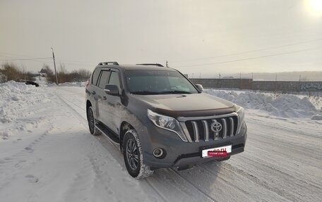 Toyota Land Cruiser Prado 150 рестайлинг 2, 2016 год, 4 000 000 рублей, 7 фотография