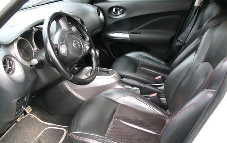 Nissan Juke II, 2011 год, 990 000 рублей, 11 фотография