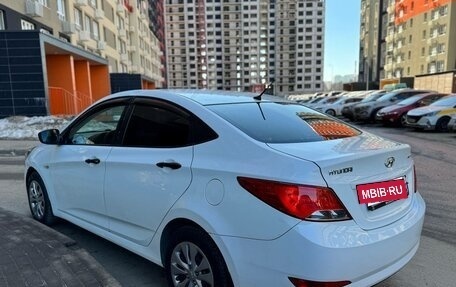 Hyundai Solaris II рестайлинг, 2015 год, 480 000 рублей, 5 фотография