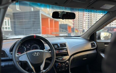 Hyundai Solaris II рестайлинг, 2015 год, 480 000 рублей, 9 фотография