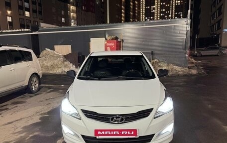 Hyundai Solaris II рестайлинг, 2015 год, 480 000 рублей, 12 фотография