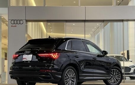 Audi Q3, 2021 год, 1 870 000 рублей, 2 фотография