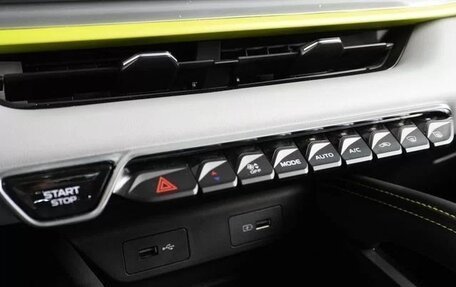 Geely Coolray I, 2024 год, 2 245 000 рублей, 11 фотография