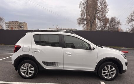 Renault Sandero II рестайлинг, 2018 год, 1 300 000 рублей, 5 фотография