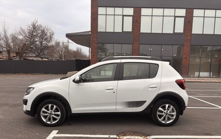 Renault Sandero II рестайлинг, 2018 год, 1 300 000 рублей, 3 фотография