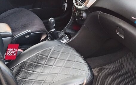 Hyundai Solaris II рестайлинг, 2016 год, 650 000 рублей, 7 фотография