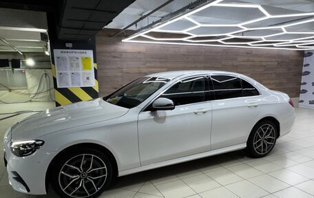 Mercedes-Benz E-Класс, 2021 год, 6 000 000 рублей, 5 фотография