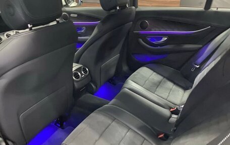 Mercedes-Benz E-Класс, 2021 год, 6 000 000 рублей, 10 фотография