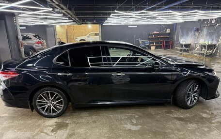 Toyota Camry, 2022 год, 2 970 000 рублей, 4 фотография