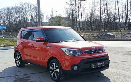 KIA Soul II рестайлинг, 2018 год, 1 550 000 рублей, 6 фотография