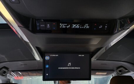 Toyota Alphard, 2025 год, 15 490 000 рублей, 18 фотография