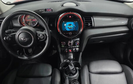 MINI Hatch, 2018 год, 1 491 000 рублей, 4 фотография