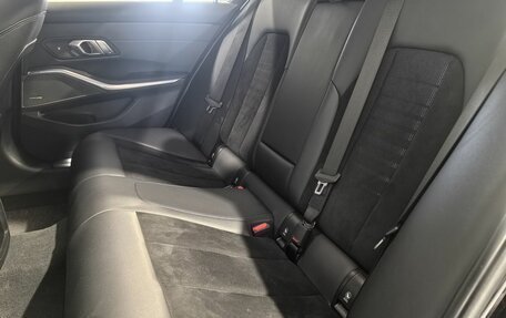 BMW 3 серия, 2021 год, 3 730 000 рублей, 13 фотография