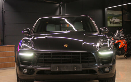 Porsche Macan I рестайлинг, 2017 год, 3 900 000 рублей, 2 фотография