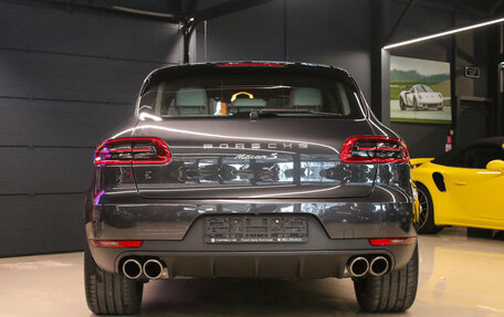 Porsche Macan I рестайлинг, 2017 год, 3 900 000 рублей, 4 фотография