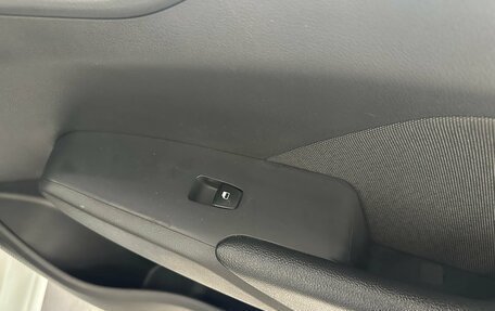 Hyundai Solaris II рестайлинг, 2018 год, 1 098 000 рублей, 34 фотография