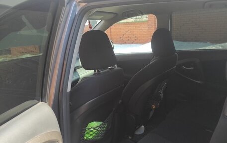 Toyota RAV4, 2010 год, 1 800 000 рублей, 7 фотография