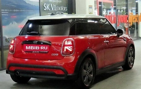 MINI Hatch, 2022 год, 1 490 000 рублей, 4 фотография