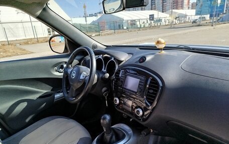 Nissan Juke II, 2012 год, 700 000 рублей, 24 фотография
