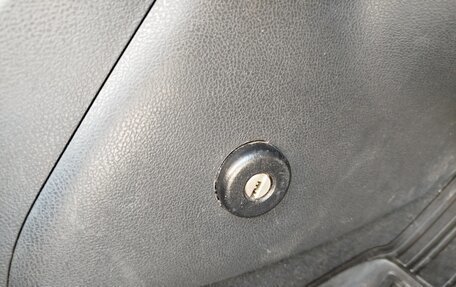 Nissan Juke II, 2012 год, 700 000 рублей, 28 фотография