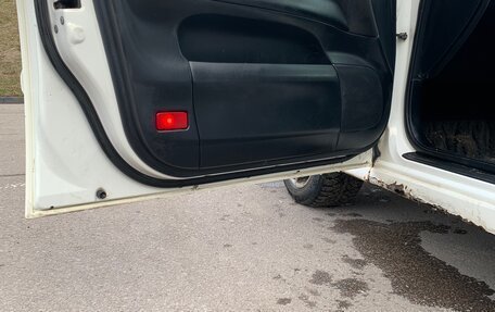 Toyota Mark II IX (X110), 2002 год, 450 000 рублей, 10 фотография