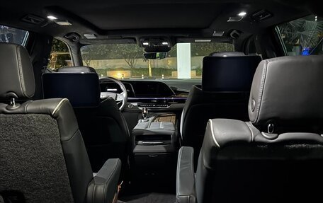 Cadillac Escalade V, 2024 год, 9 760 000 рублей, 11 фотография