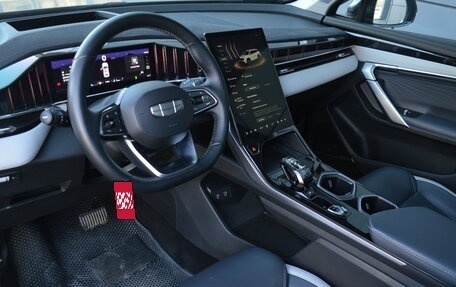 Geely Atlas, 2024 год, 2 850 000 рублей, 7 фотография