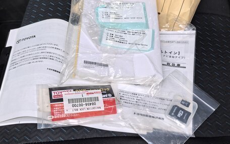 Toyota Roomy I, 2021 год, 1 295 000 рублей, 2 фотография