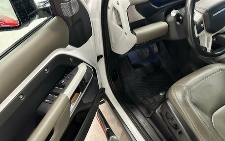 Land Rover Defender II, 2020 год, 5 062 000 рублей, 13 фотография