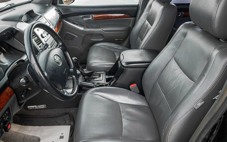 Toyota Land Cruiser Prado 120 рестайлинг, 2007 год, 1 929 000 рублей, 11 фотография