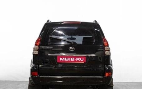 Toyota Land Cruiser Prado 120 рестайлинг, 2007 год, 1 929 000 рублей, 6 фотография