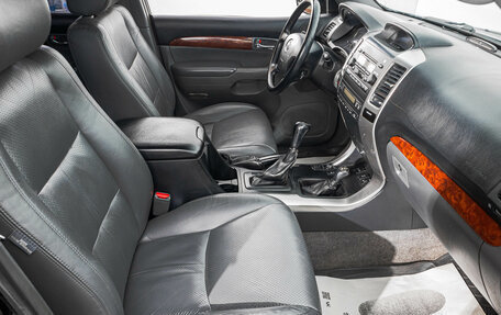 Toyota Land Cruiser Prado 120 рестайлинг, 2007 год, 1 929 000 рублей, 23 фотография