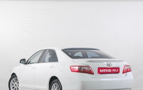 Toyota Camry, 2011 год, 1 049 000 рублей, 2 фотография