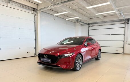 Mazda 3, 2019 год, 1 749 900 рублей, 2 фотография