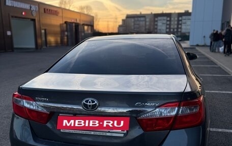 Toyota Camry, 2013 год, 1 650 000 рублей, 6 фотография
