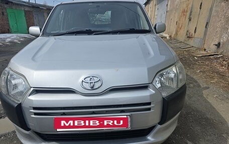 Toyota Probox I, 2016 год, 915 000 рублей, 3 фотография