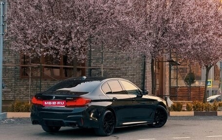 BMW 5 серия, 2019 год, 4 200 000 рублей, 3 фотография